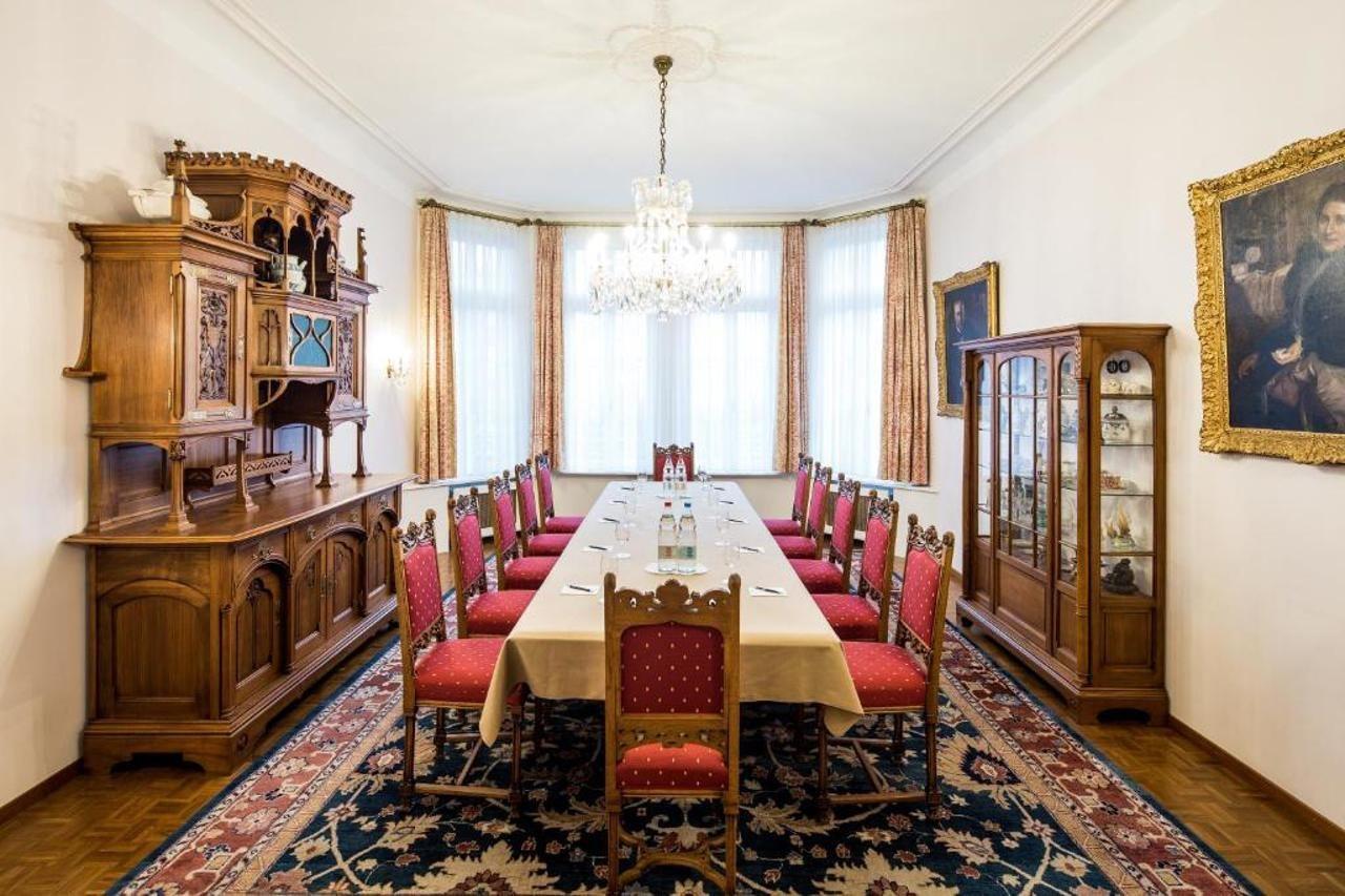 Hotel Schweizerhof Basel Ngoại thất bức ảnh