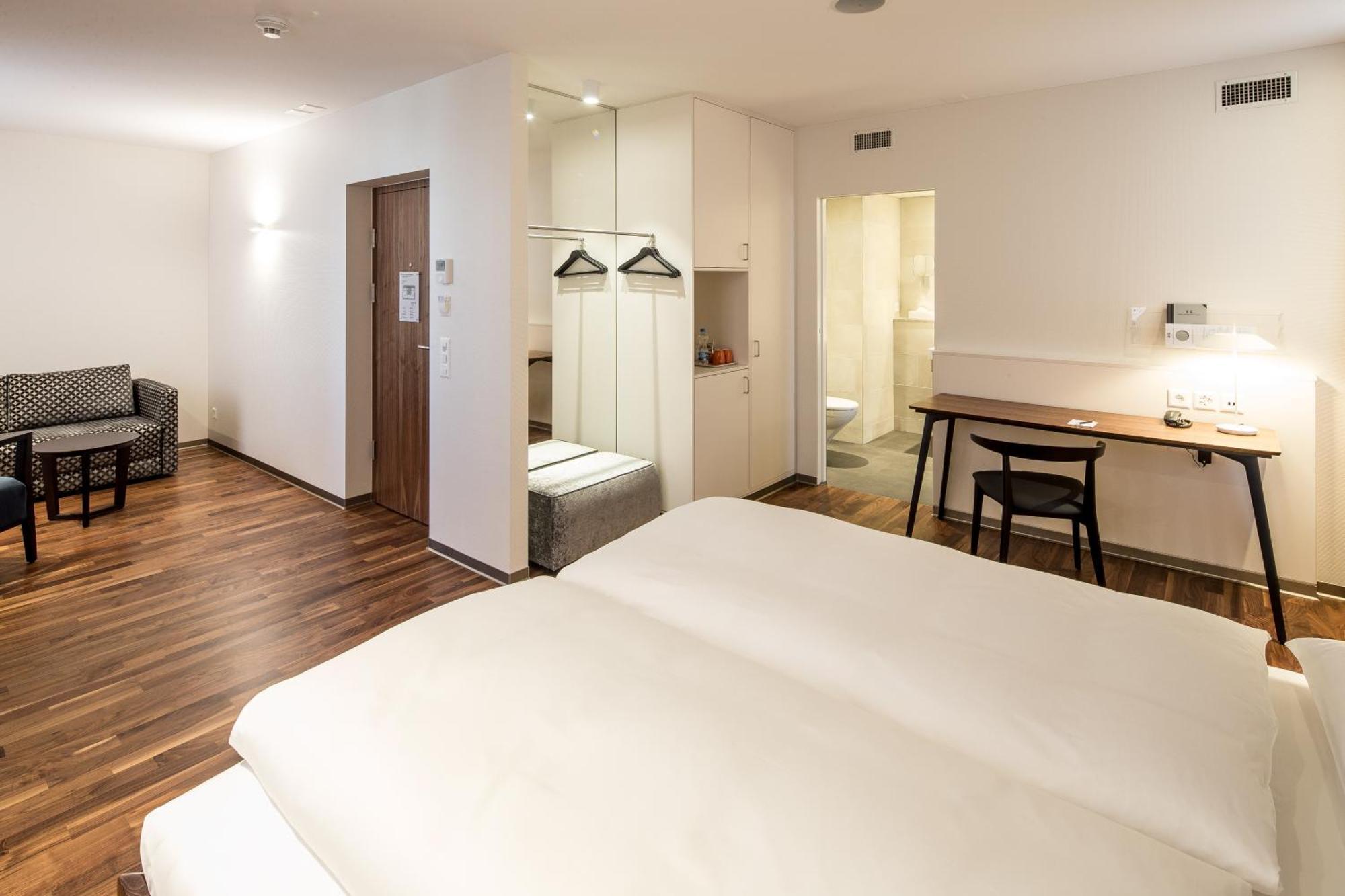 Hotel Schweizerhof Basel Ngoại thất bức ảnh